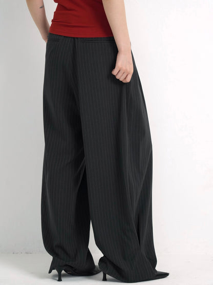 wide stripe tuck pants