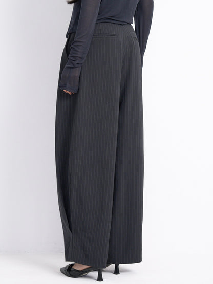 wide stripe tuck pants