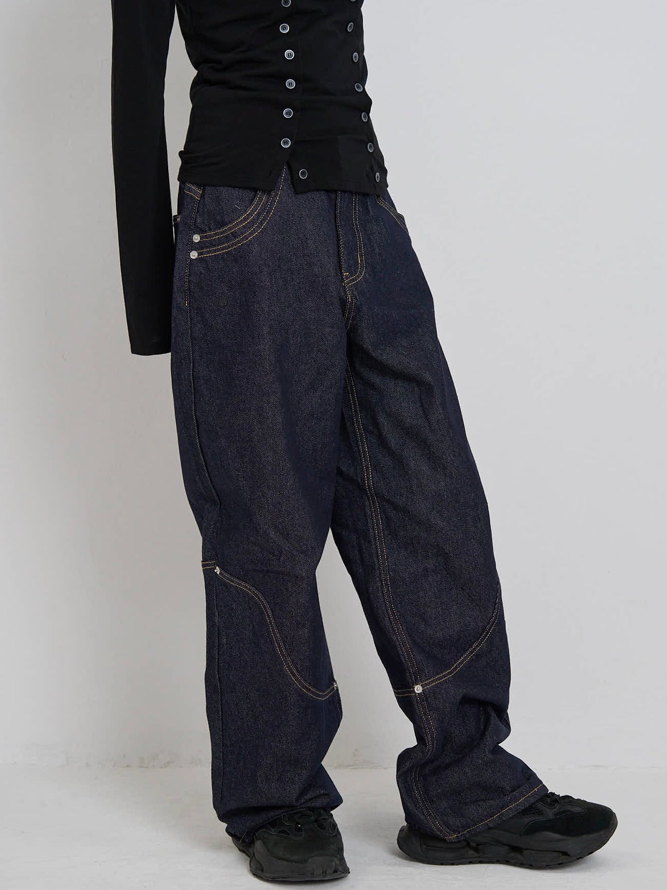 wide stitch denim pants