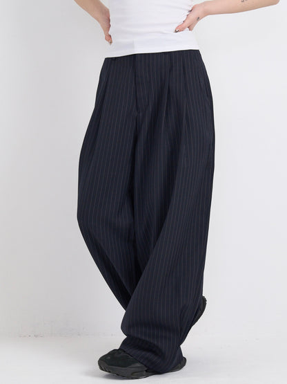 wide stripe tuck pants