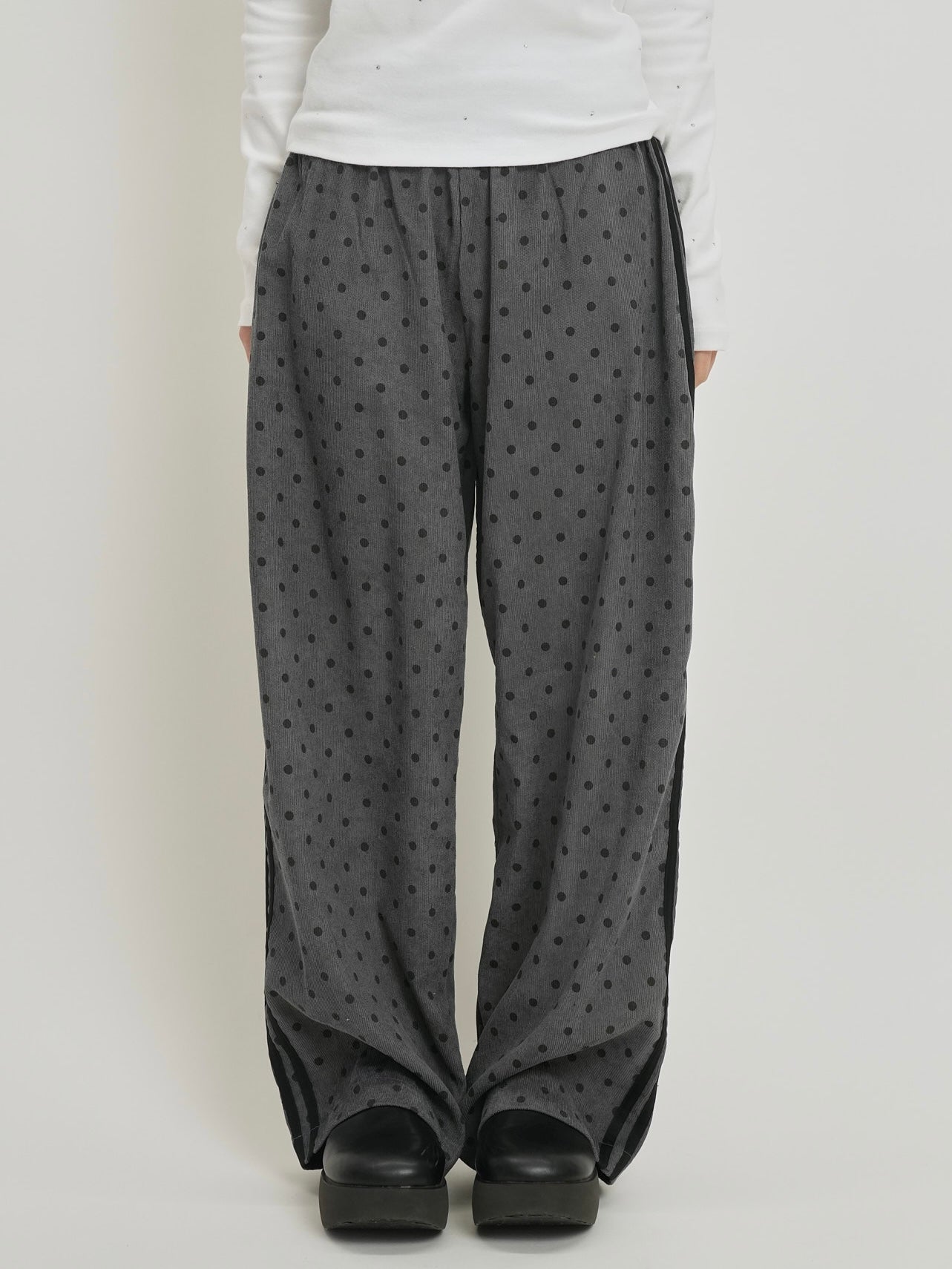 dot wide line pants