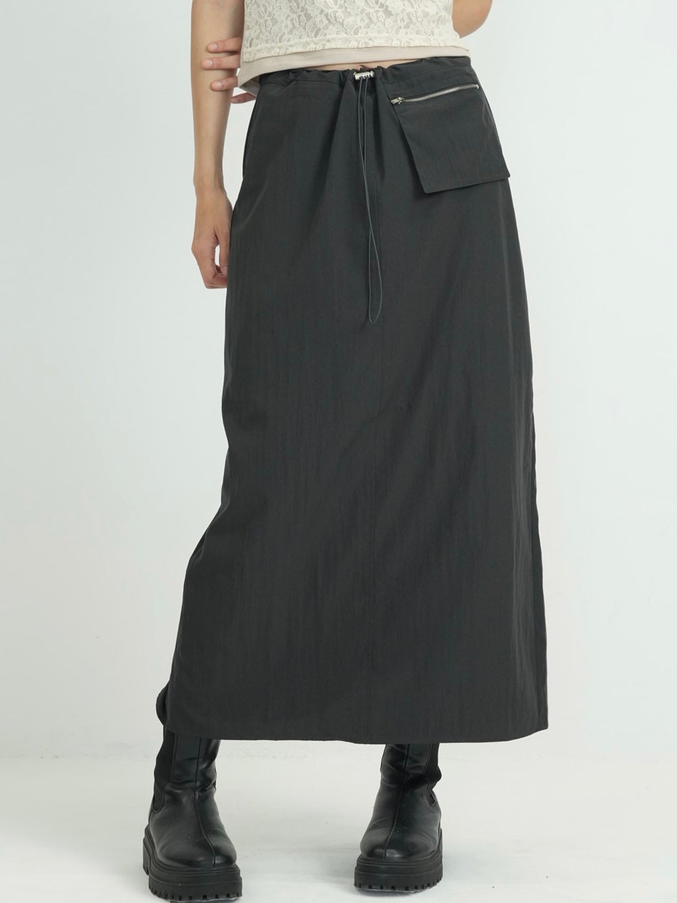 back slit long skirt