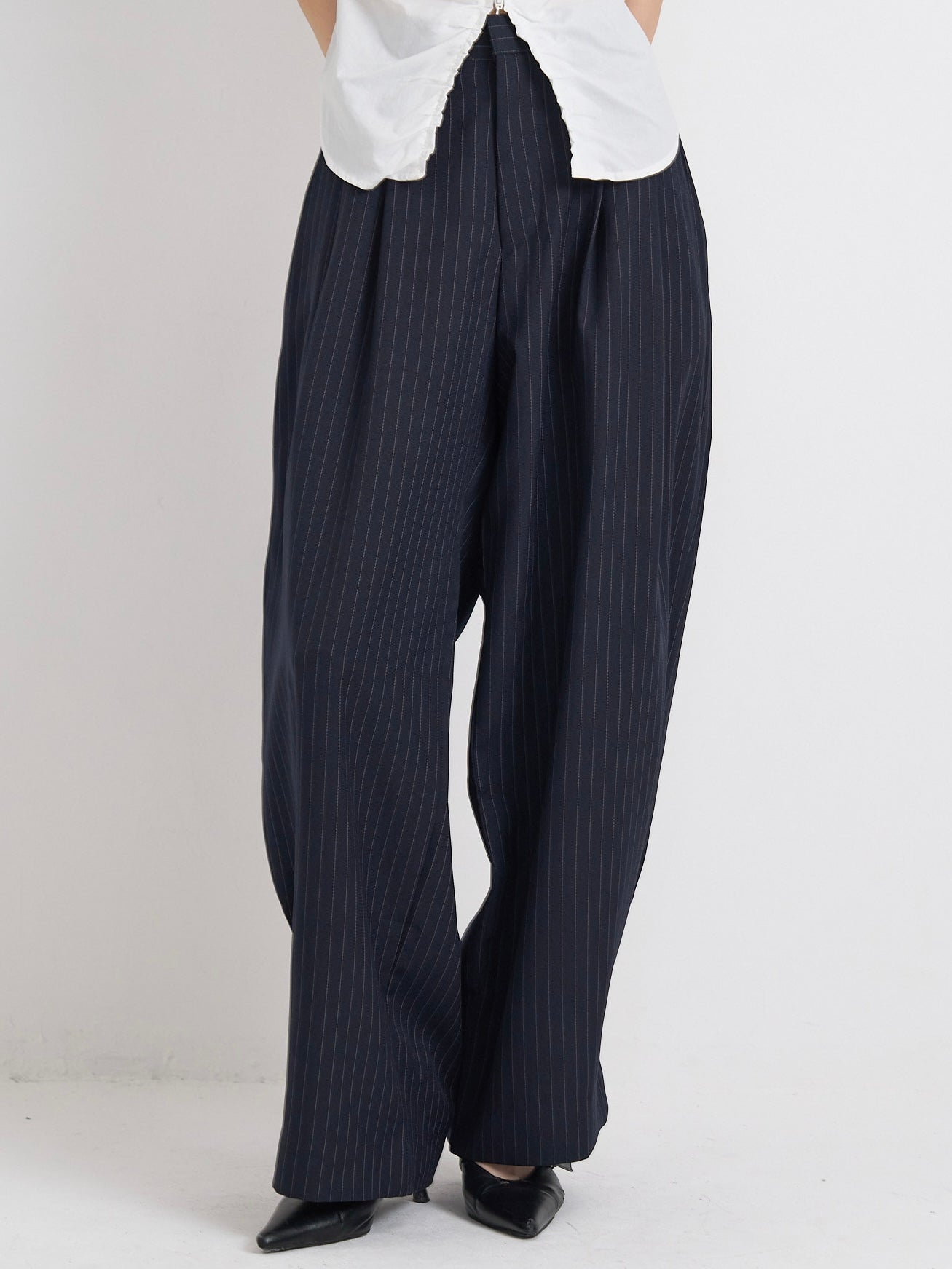 wide stripe tuck pants