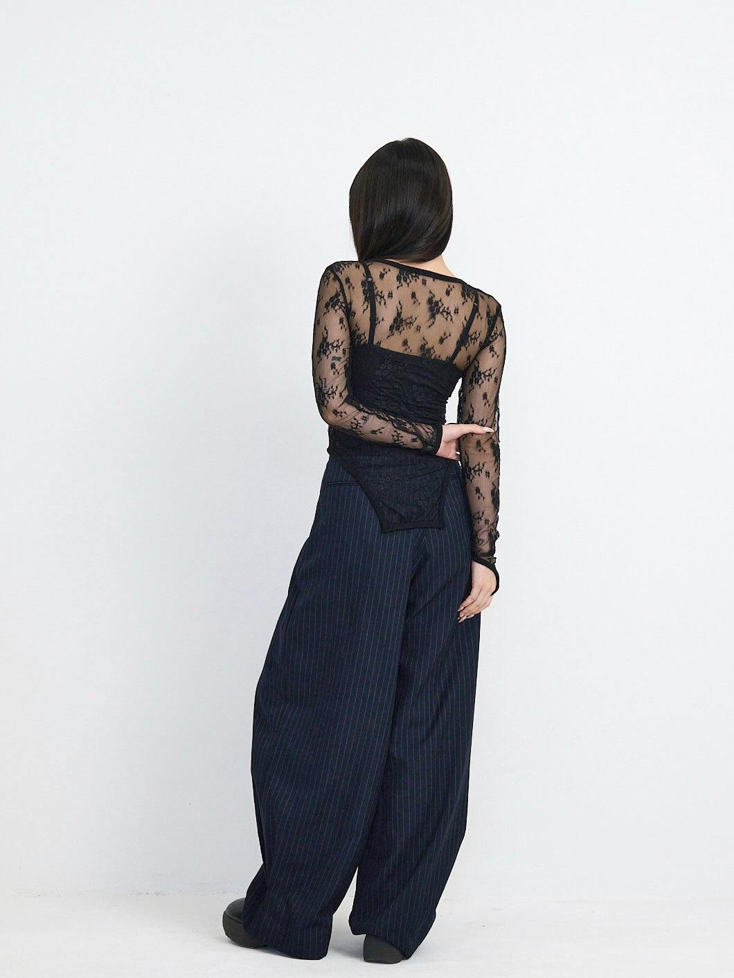 lace side cutout tops