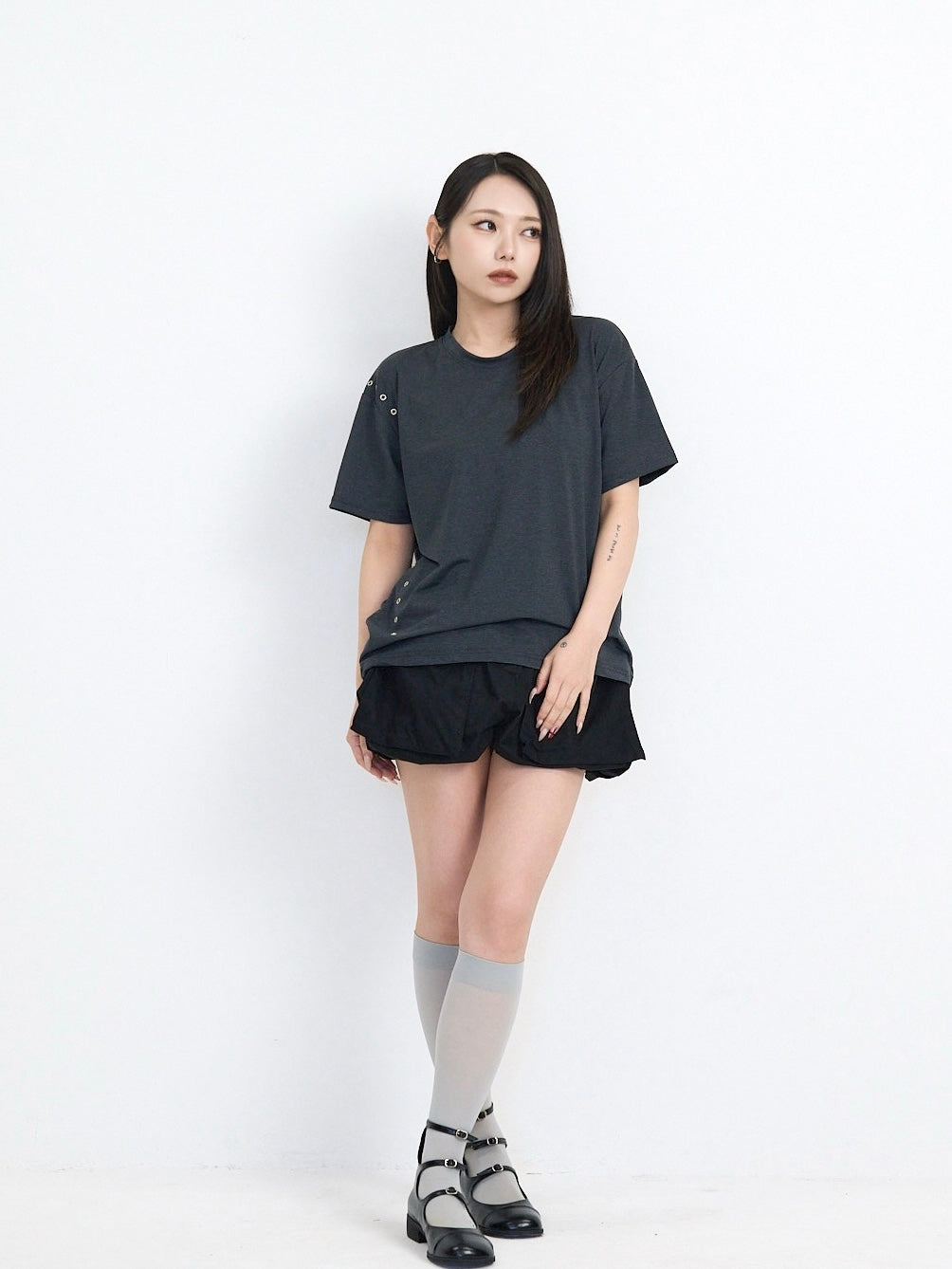 eyelet line tops