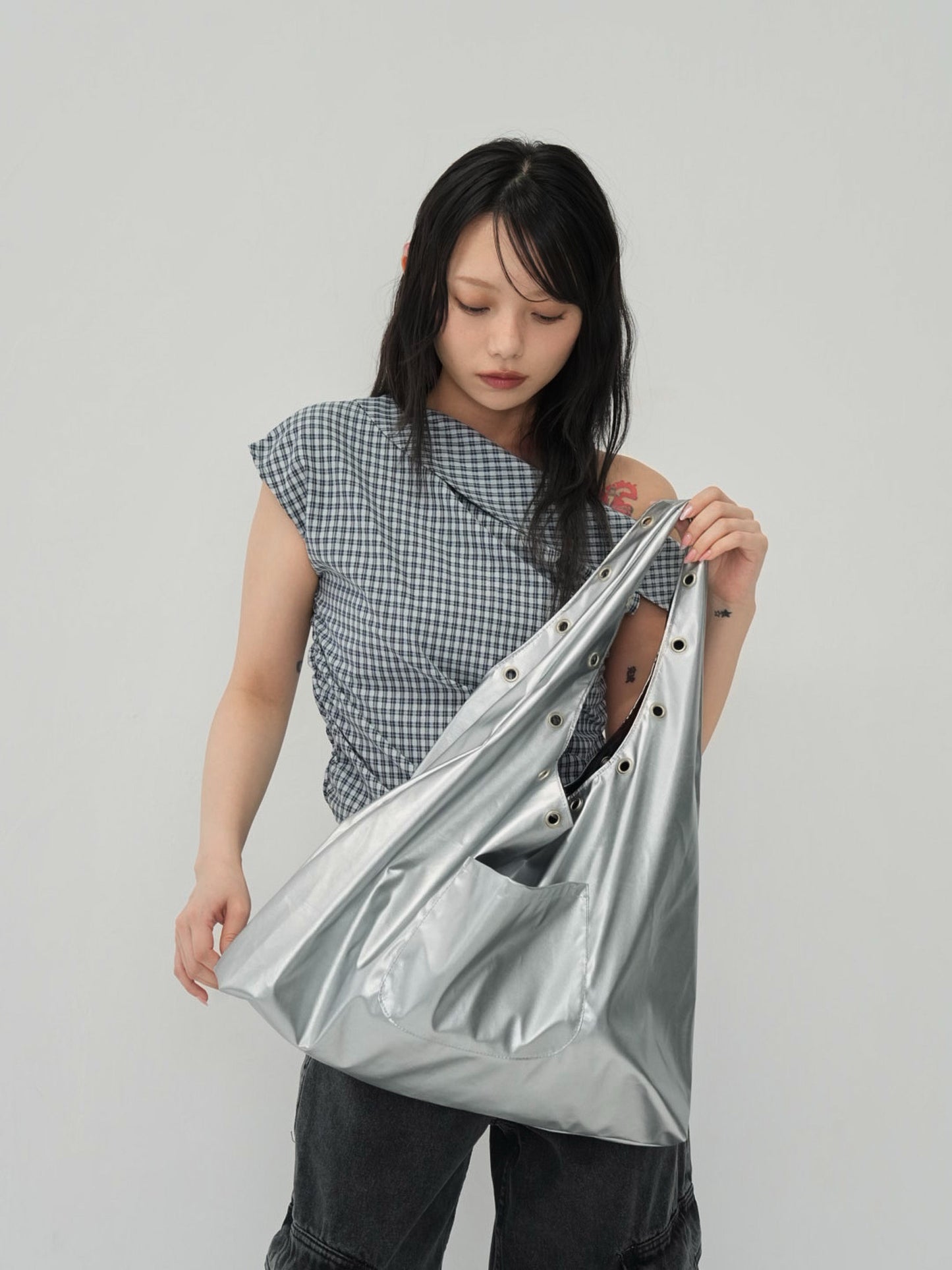 eyelet shoulder bag