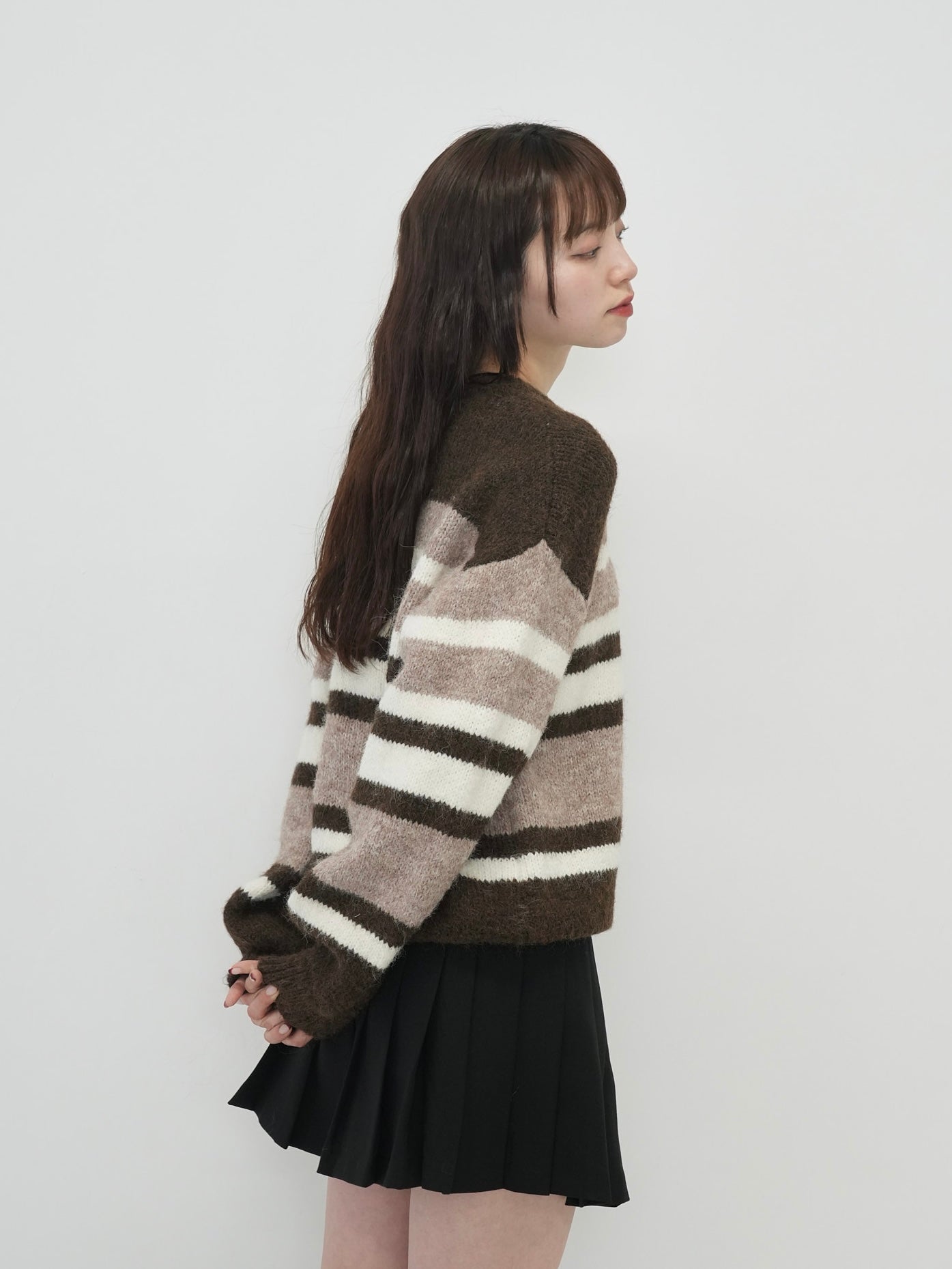 random boarder wool knit