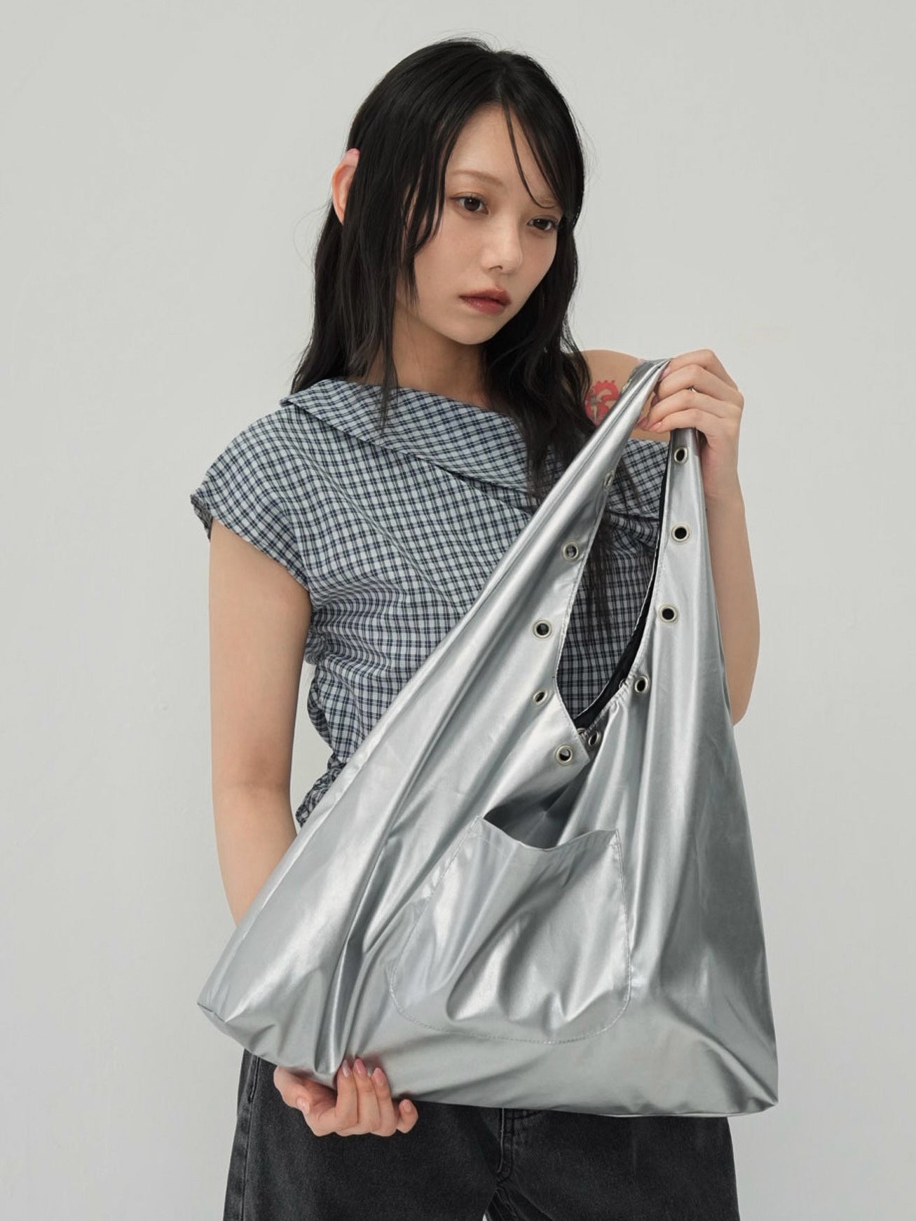 eyelet shoulder bag