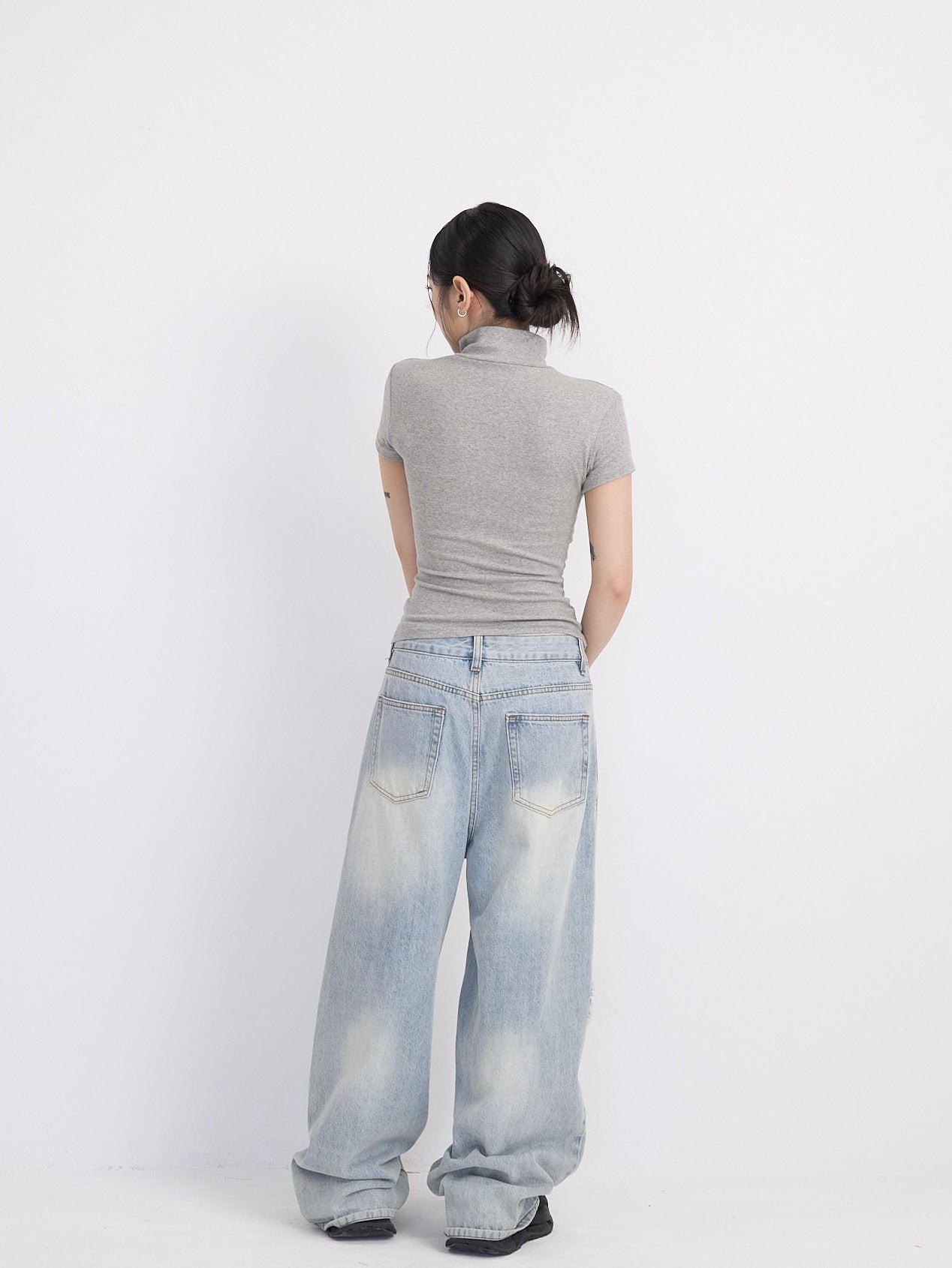 slim hook detail tops