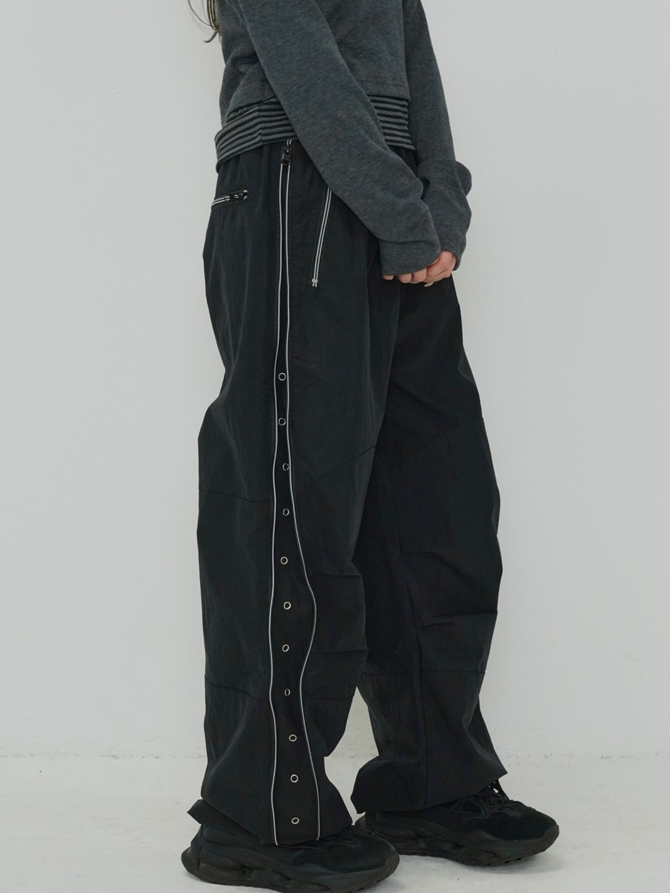 side zip eyelet pants