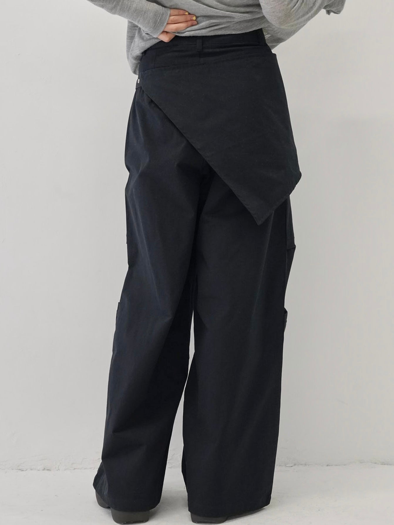 wrap cross pants