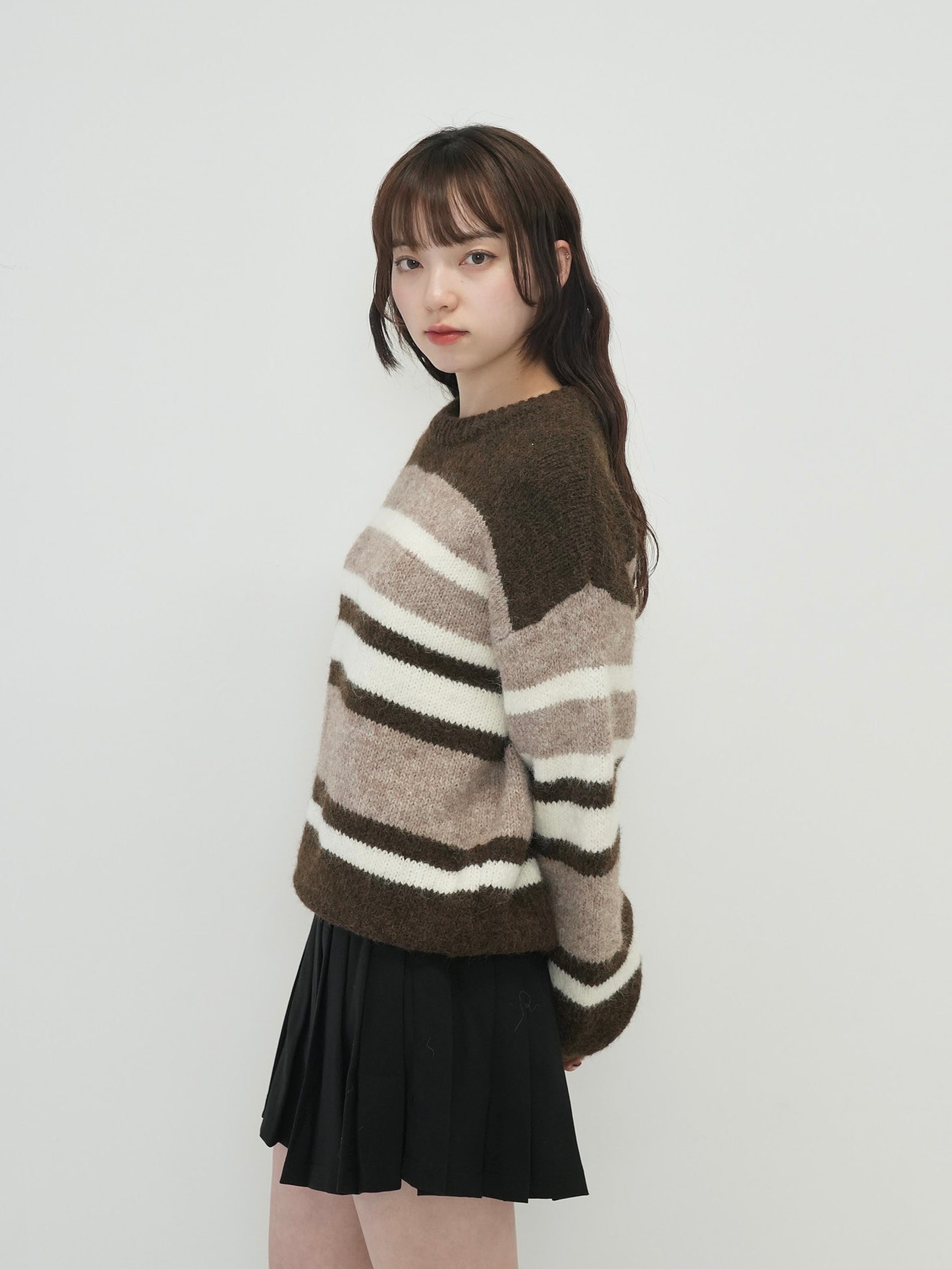 random boarder wool knit