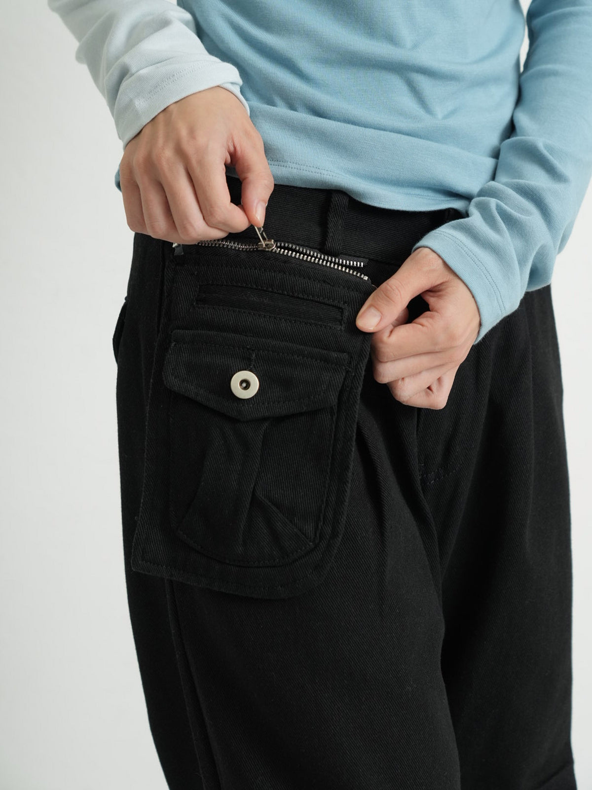 panel pocket cargo pants