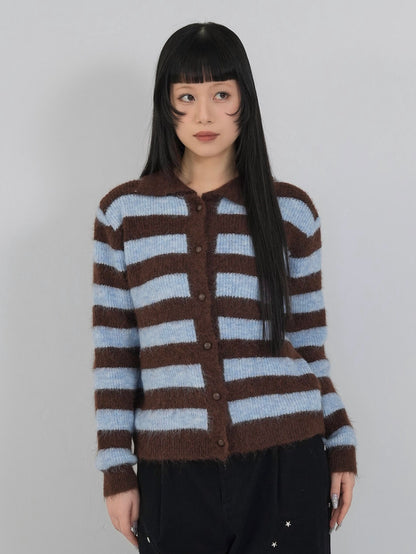 border color knit cardigan