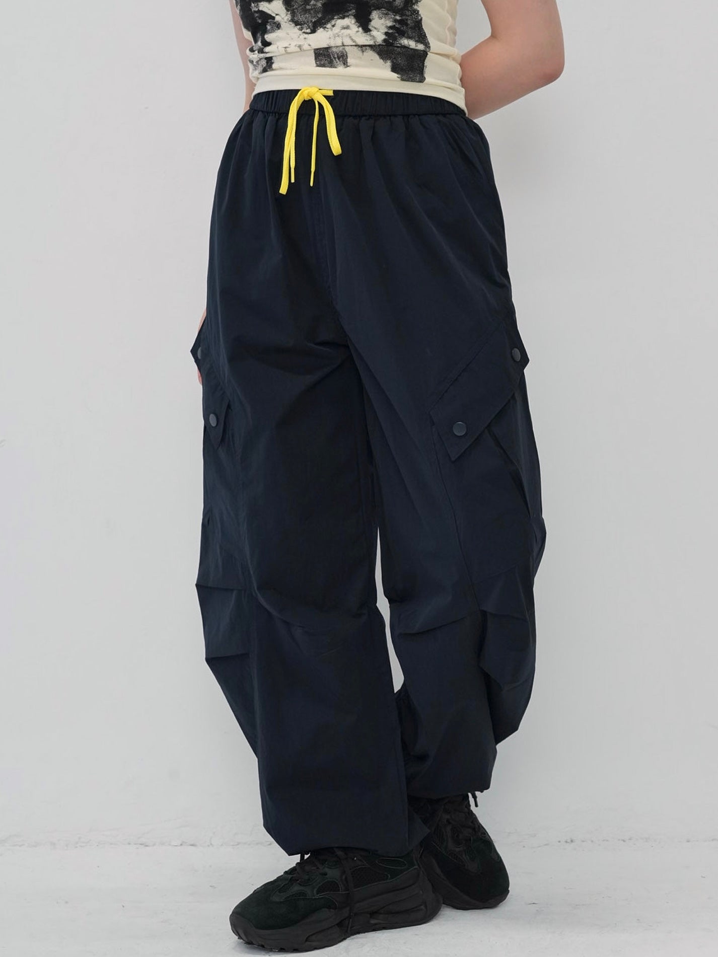 accent string pants