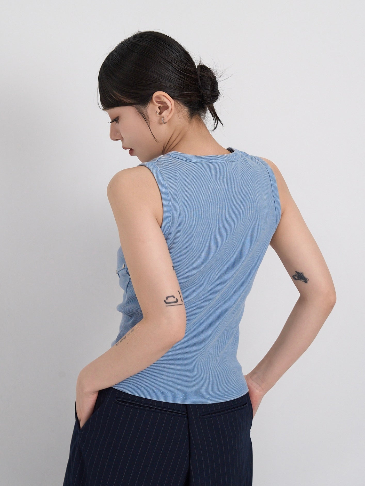 stud line tank tops