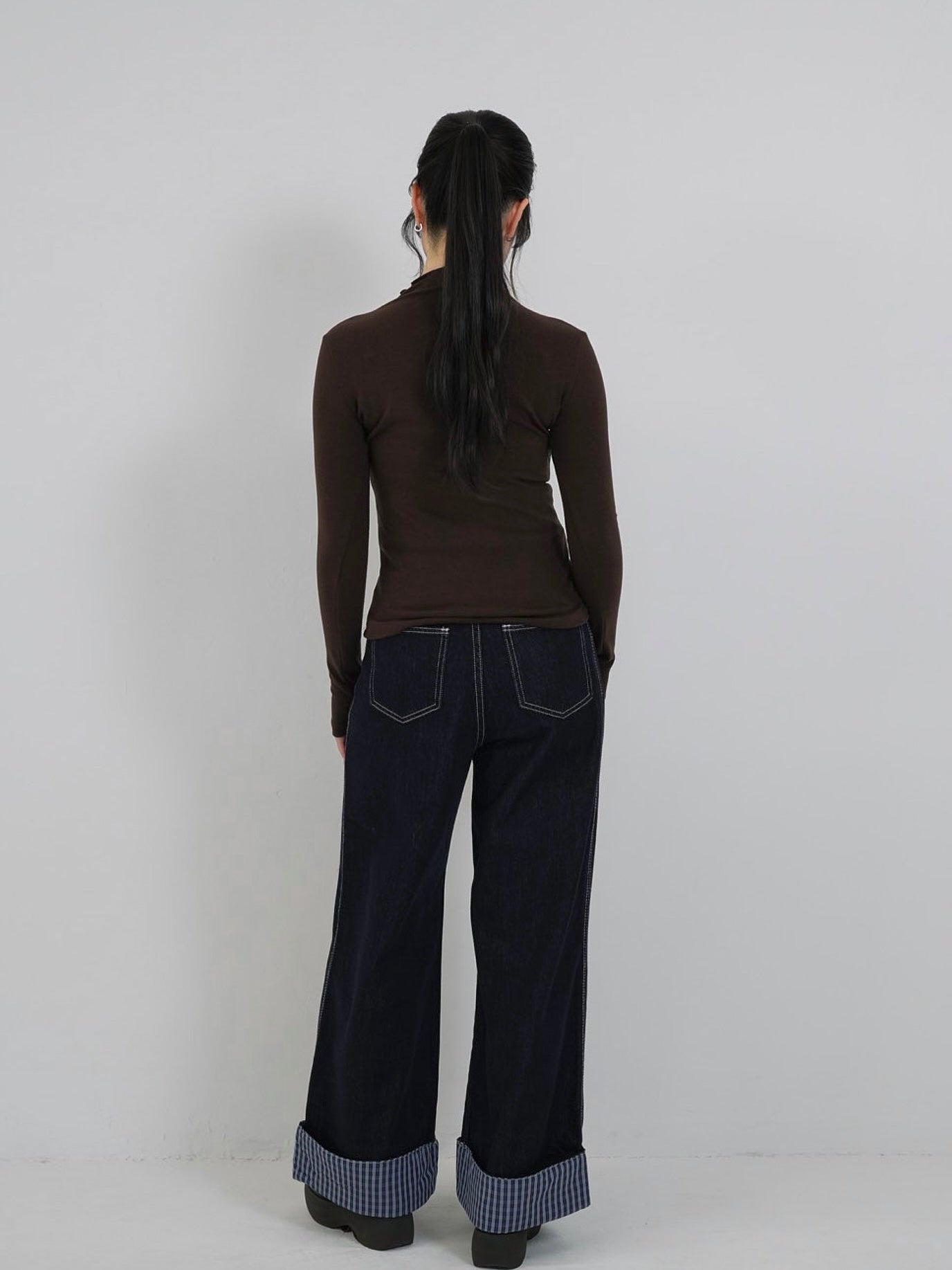 cutout choker neck tops