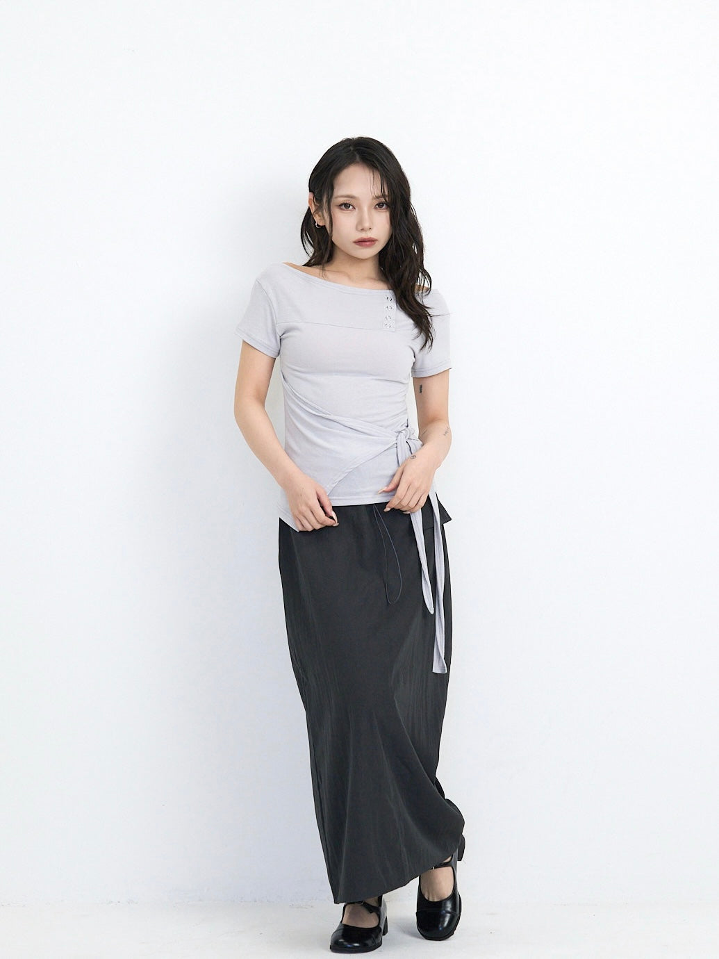 back slit long skirt