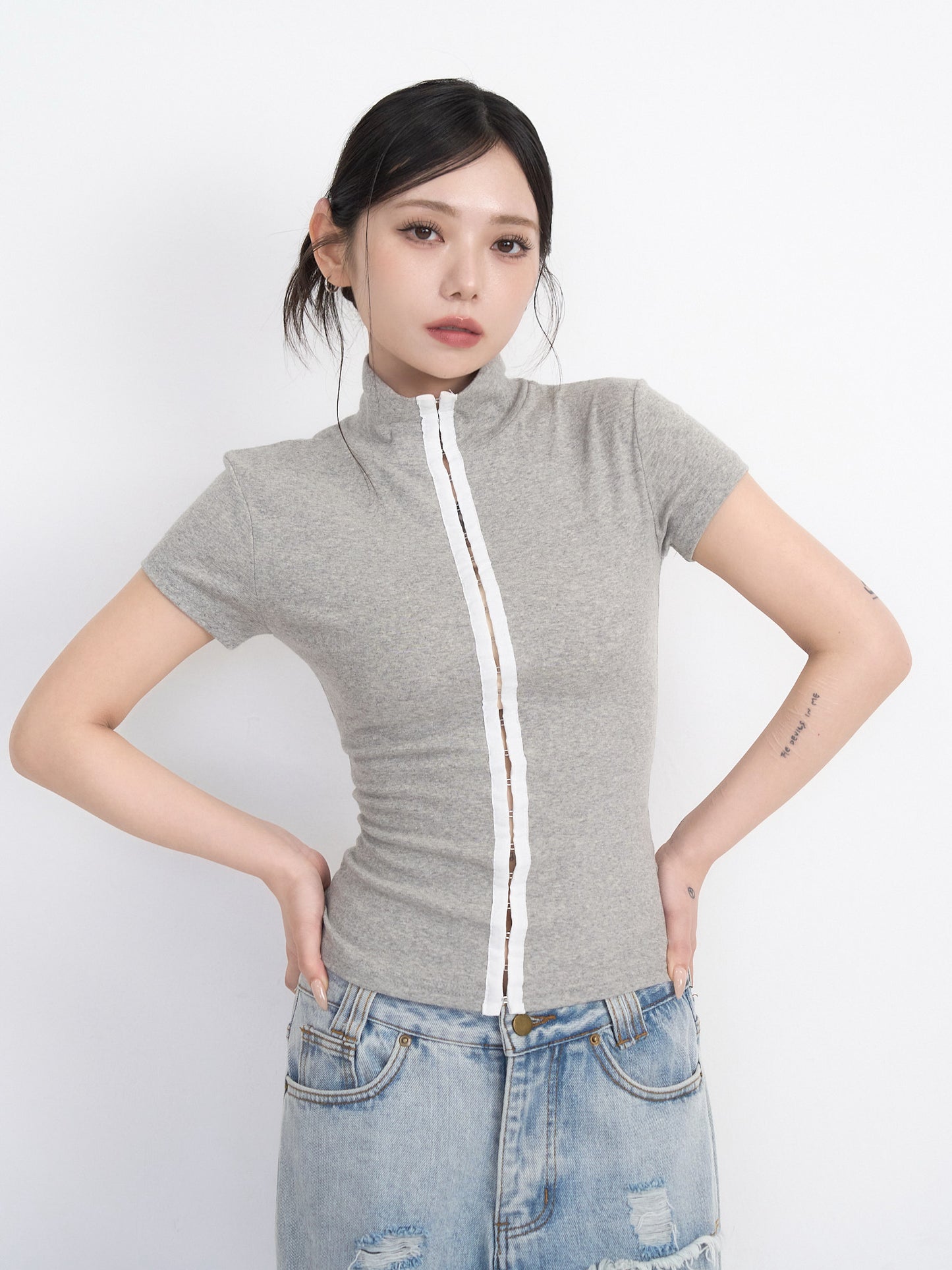 slim hook detail tops