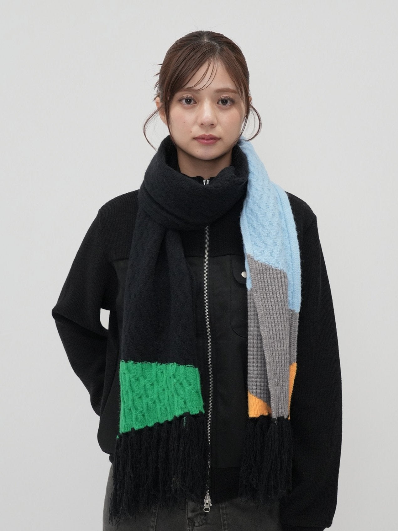 color knit muffler