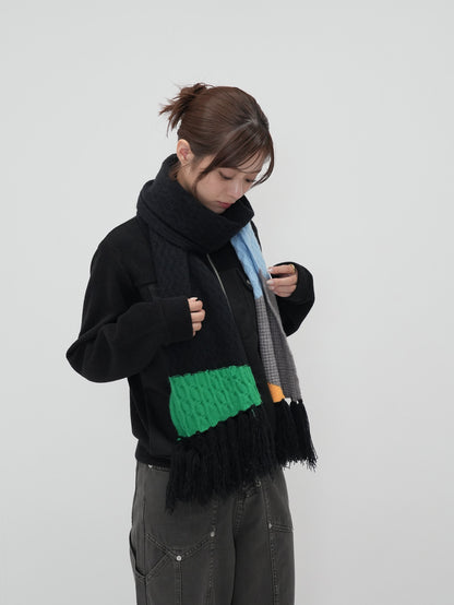 color knit muffler