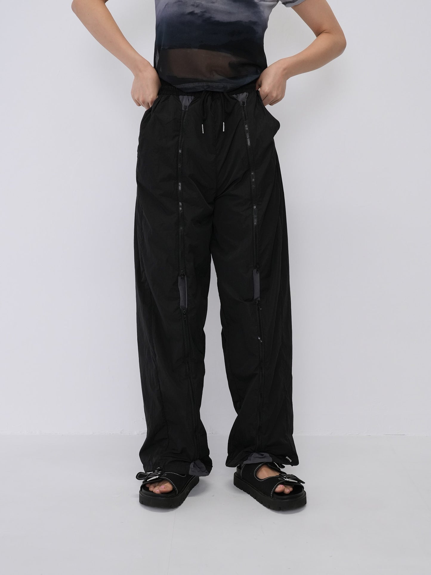 two zip cargo pants