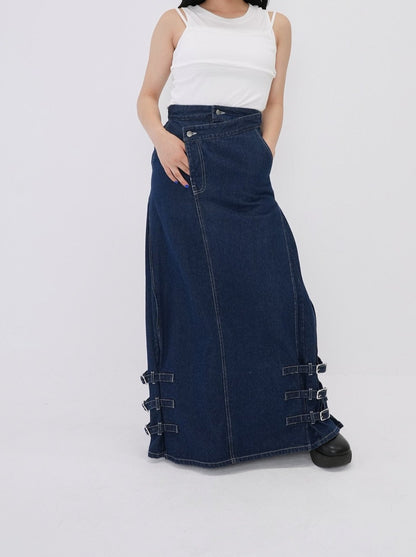 belt long denim skirt