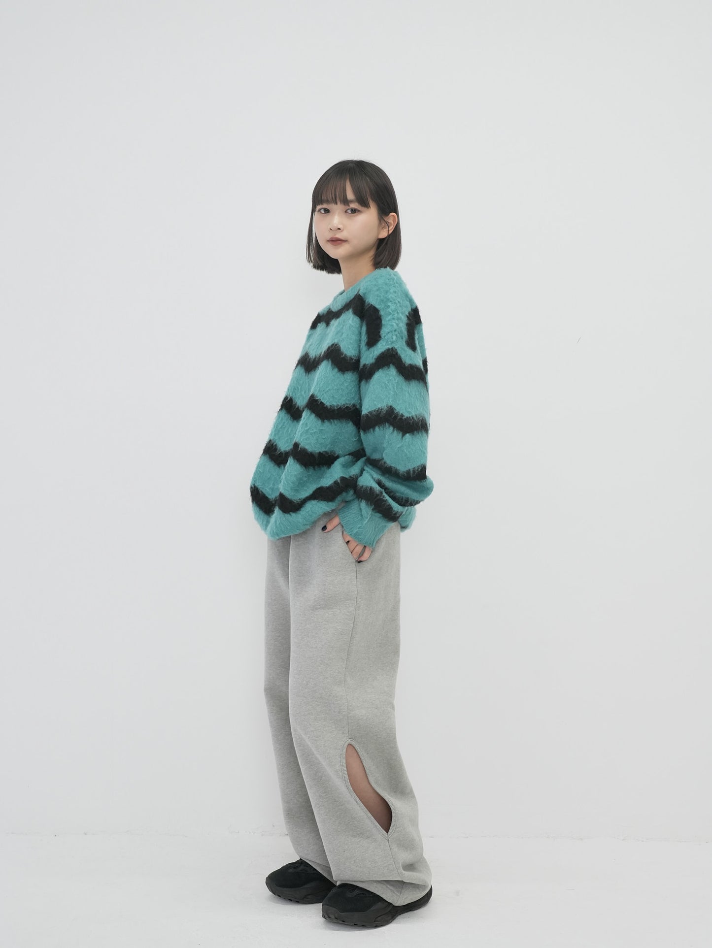 wave mohair knit