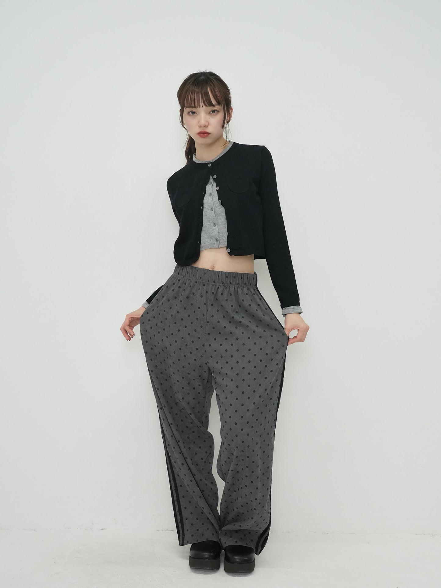 dot wide line pants